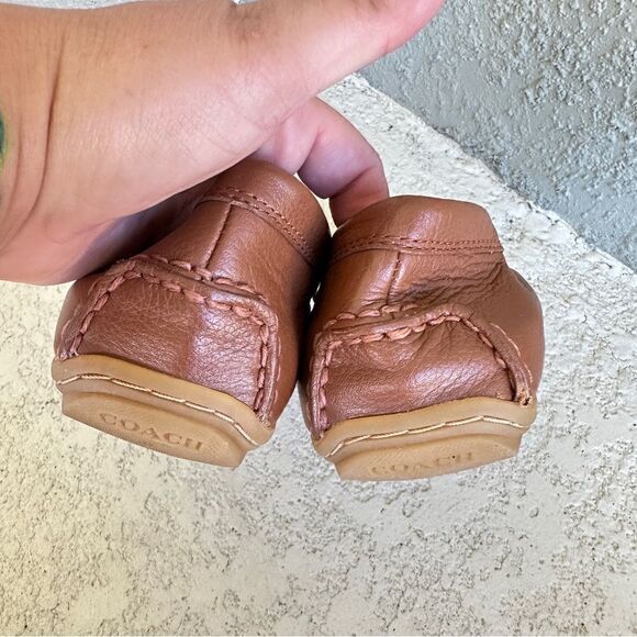 Coach Mary lock up flats loafers caramel brown pebbled leather Sz 6.5 - Picture 8 of 9